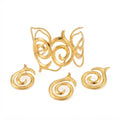 Parure Golden Dervish — Bracelet manchette en or ouvragé et boucles d'oreilles assorties ornées de motifs en spirale complexes