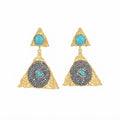 Boucles d'oreilles chandelier Turquoise Empress — Boucles d'oreilles chandelier ornées en or, serties de turquoise et de pavés de cristaux gris